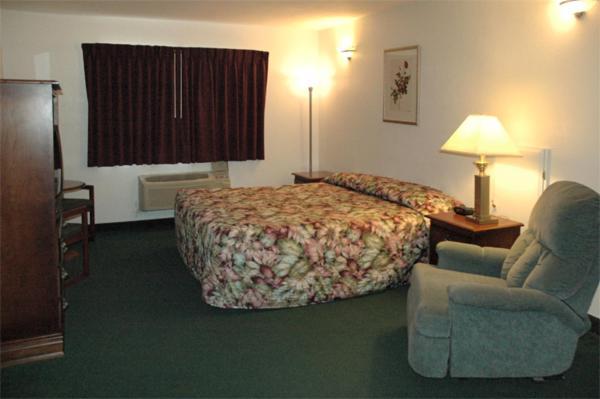 Zellar'S Village Inn Newberry Pokoj fotografie