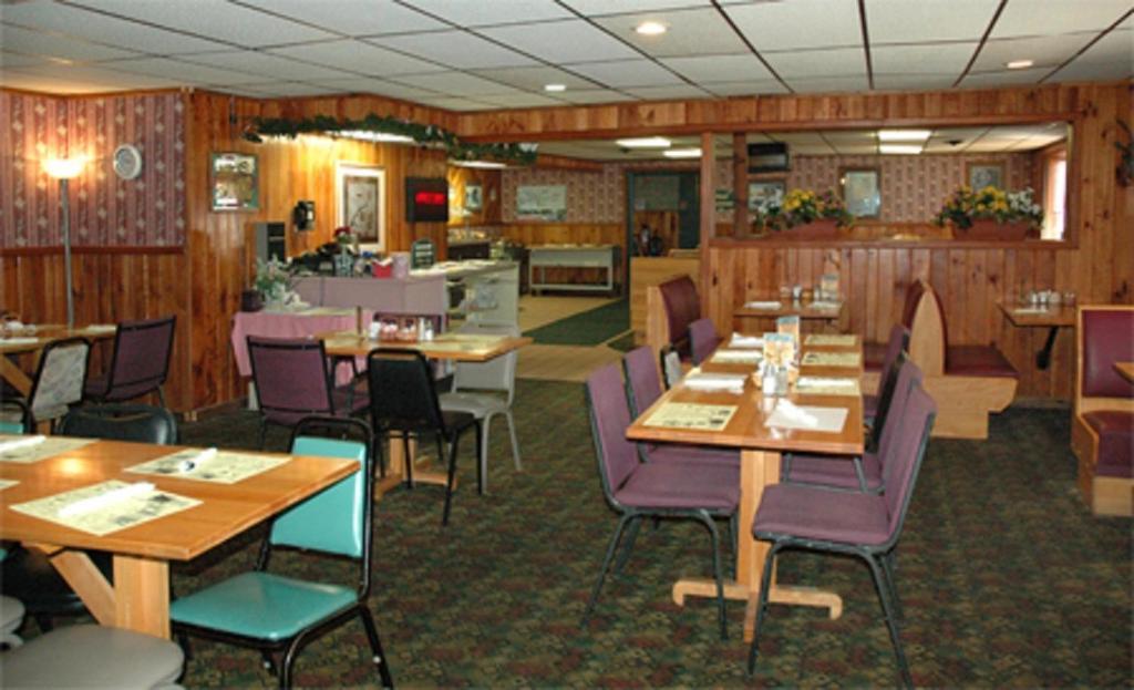 Zellar'S Village Inn Newberry Exteriér fotografie